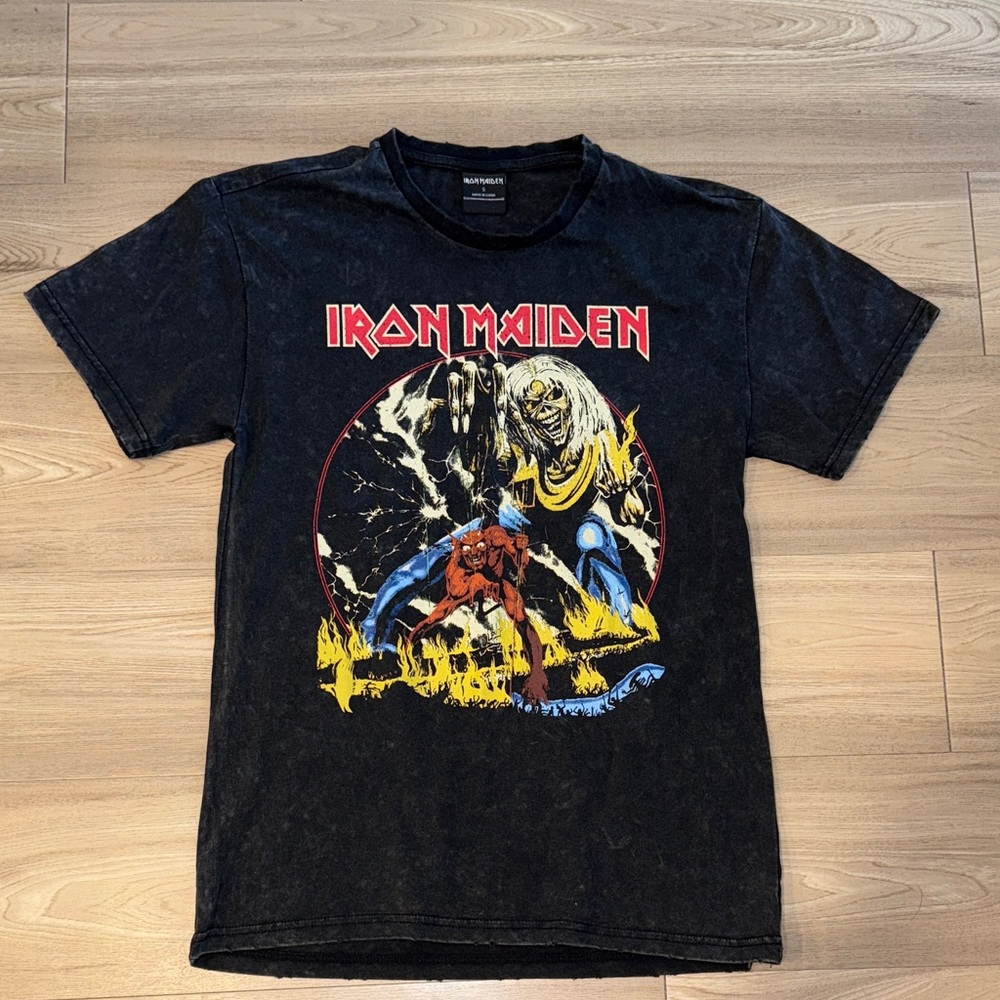 Iron Maiden Distressed Tee